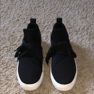 Steve Madden fashion sneakers size 6.5